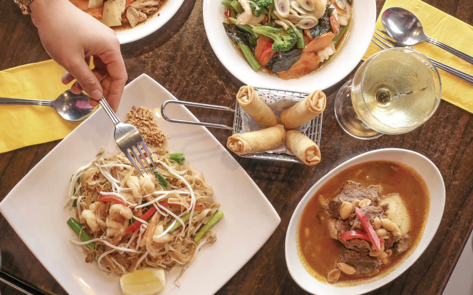 Chinese Food with Wine is the Perfect Pairing