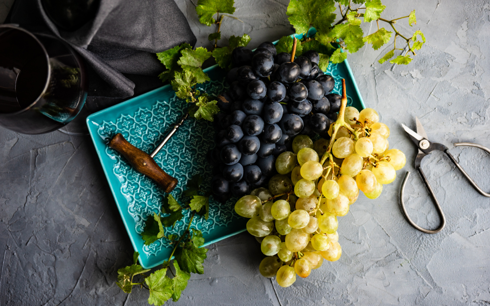 Best Wine Blends Every Wine Lover Needs to Try