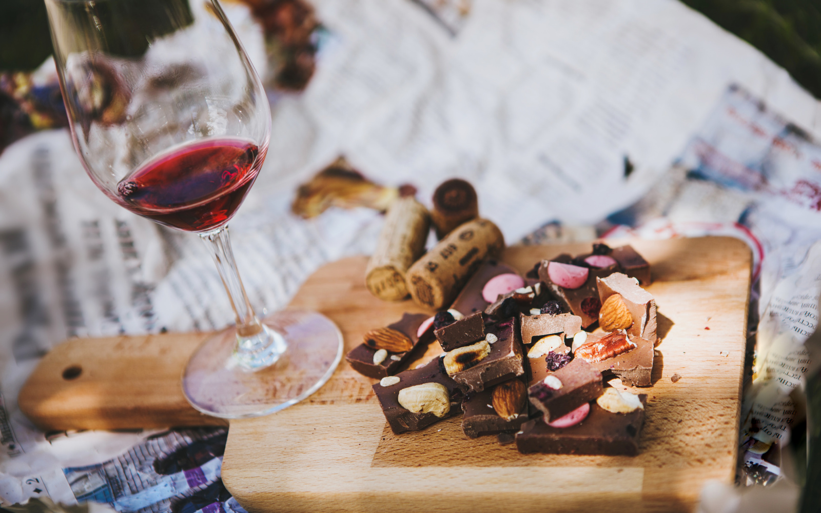 The History Behind Your Valentine's Day Wine and Chocolate