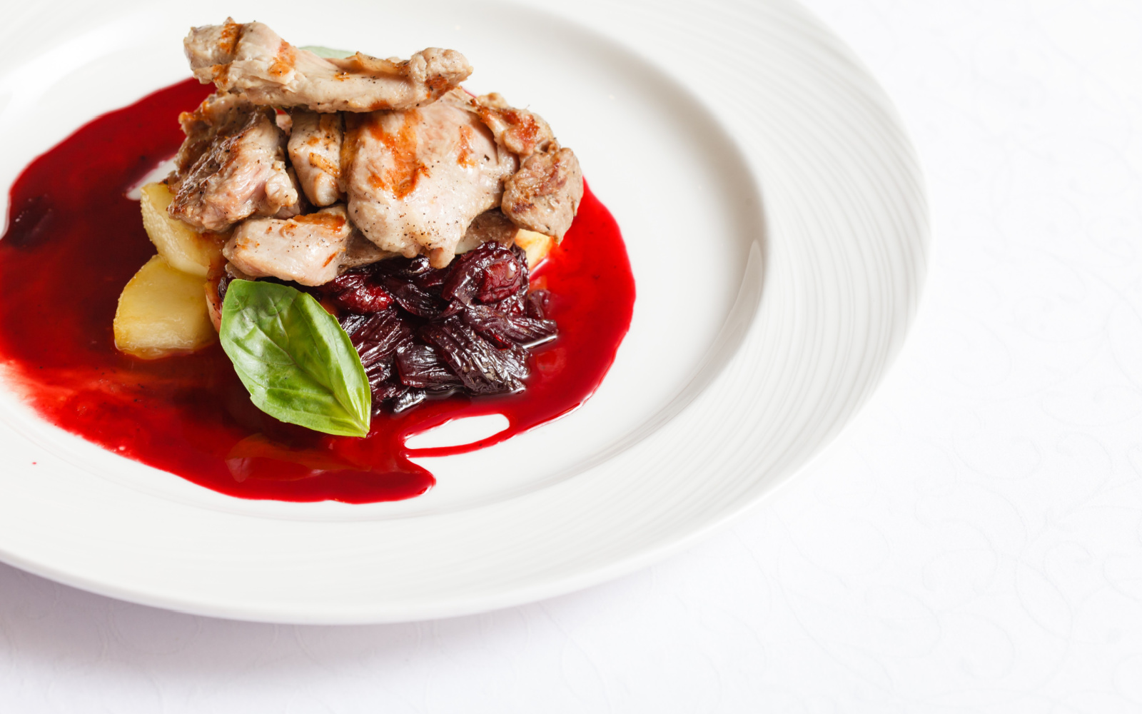 3 Quick Red Wine Sauce Recipes for Left Over Wine