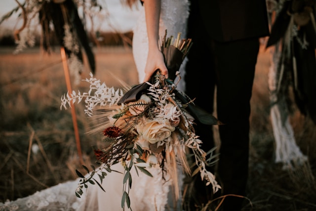 wedding themes and wines to pair