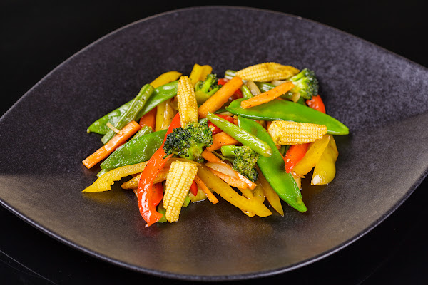 Spring stir fry and wine pairing