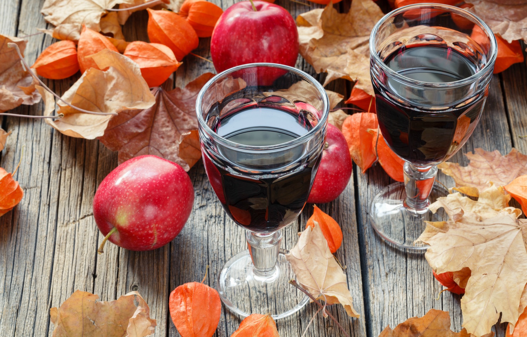 5 Fall Wine Types Perfect for the Season
