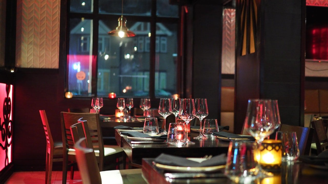 5 Expert Tips for Picking Wine at a Restaurant