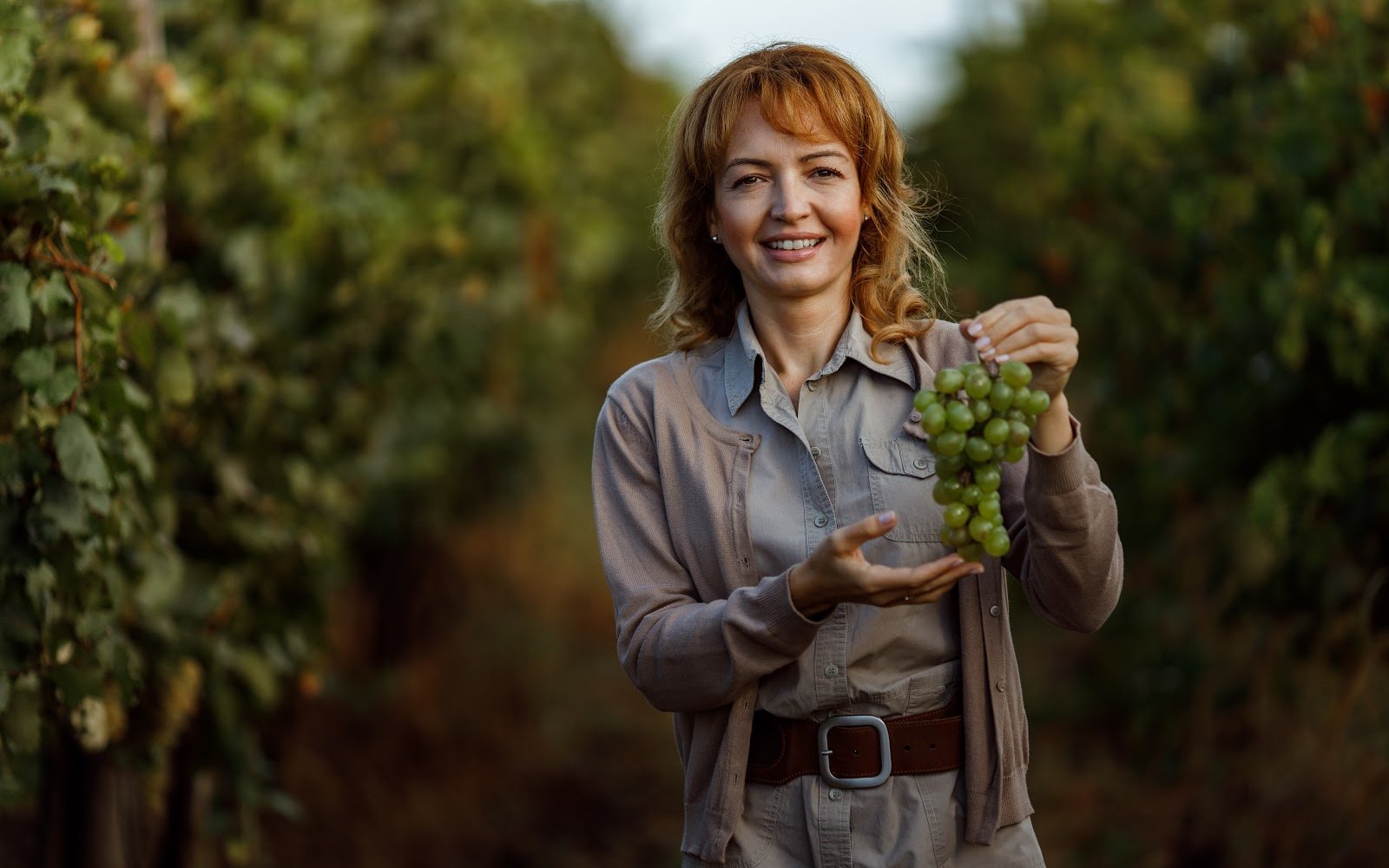 Women and Wine: Notable Contributions and History
