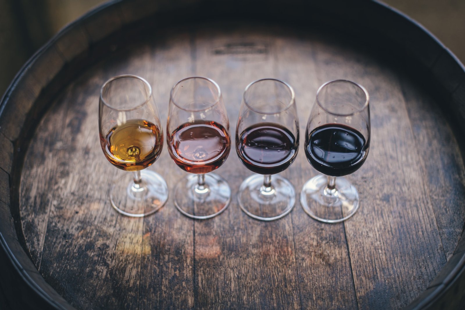 Understanding Dry Wine and Sweet Wine Differences