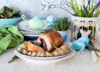 6 Traditional Easter Dinner Ideas with Wine Pairings