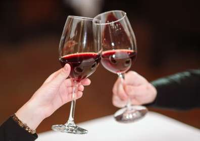 12 Wine Myths Real Connosieurs Know Aren’t True