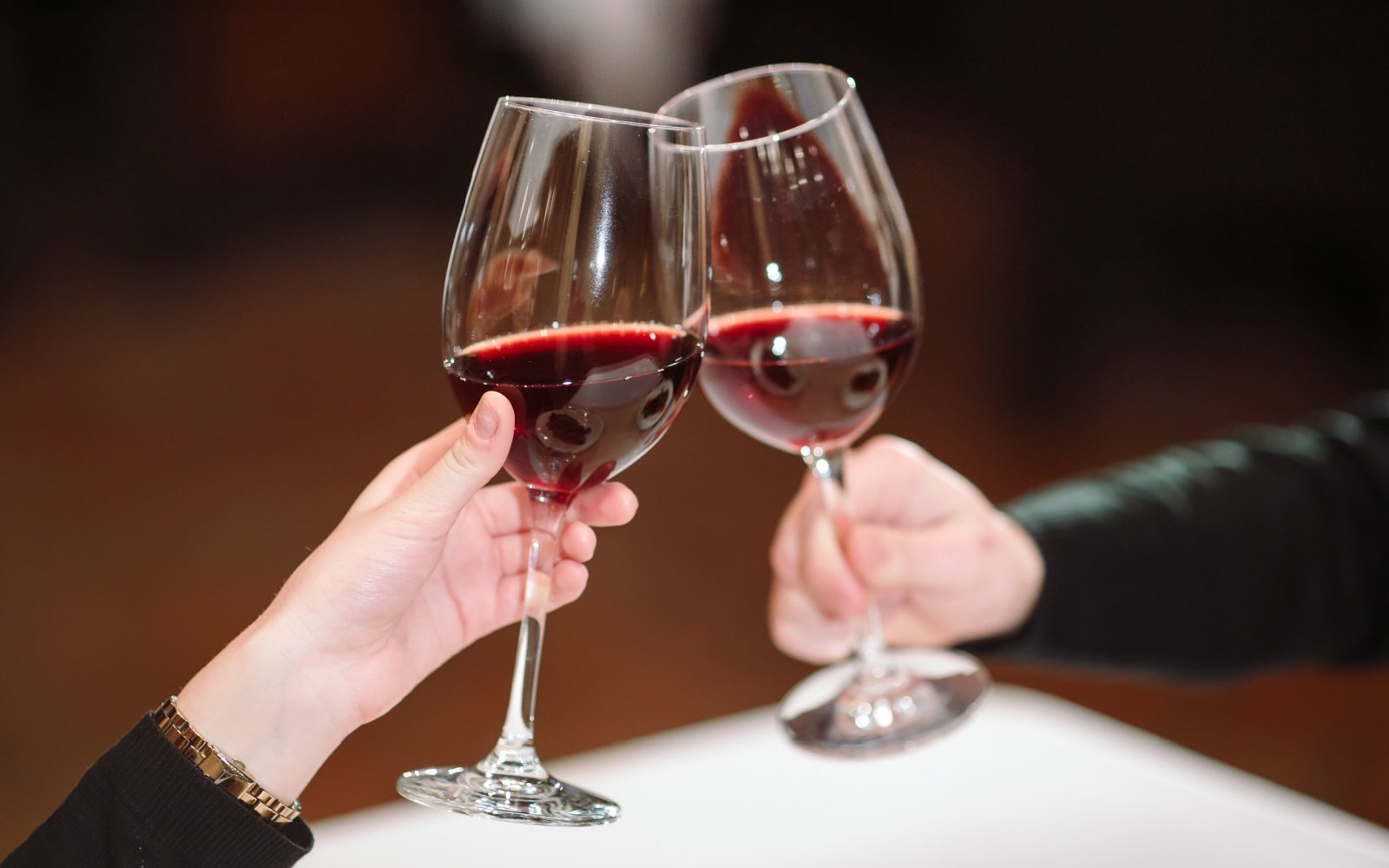 12 Wine Myths Real Connosieurs Know Aren’t True