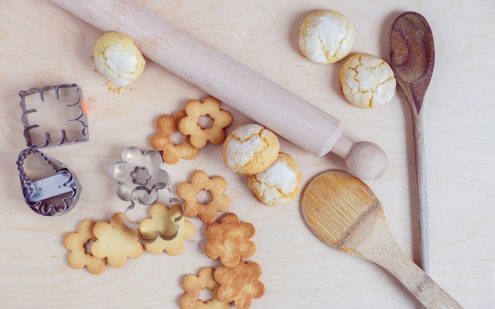 Take a Break with These Cookie and Wine Pairings