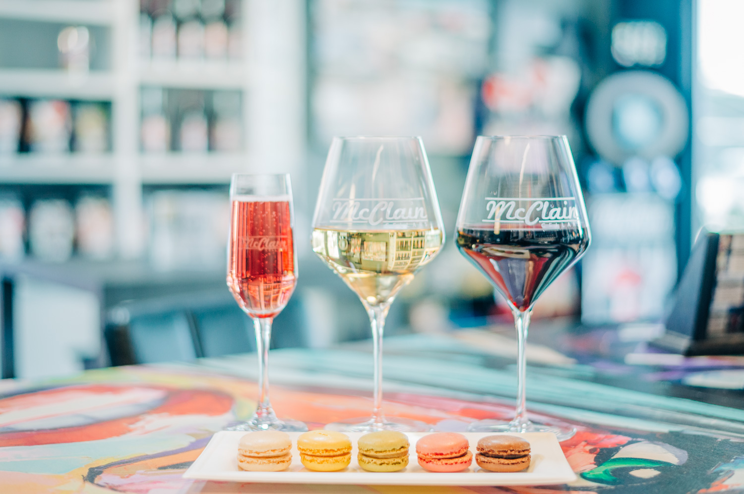 Wine & Macaron