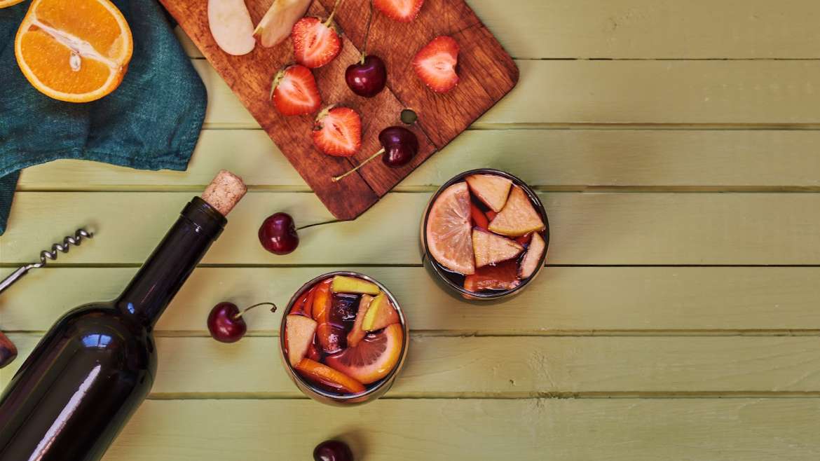4 Easy Sangria Recipes with Red Wine