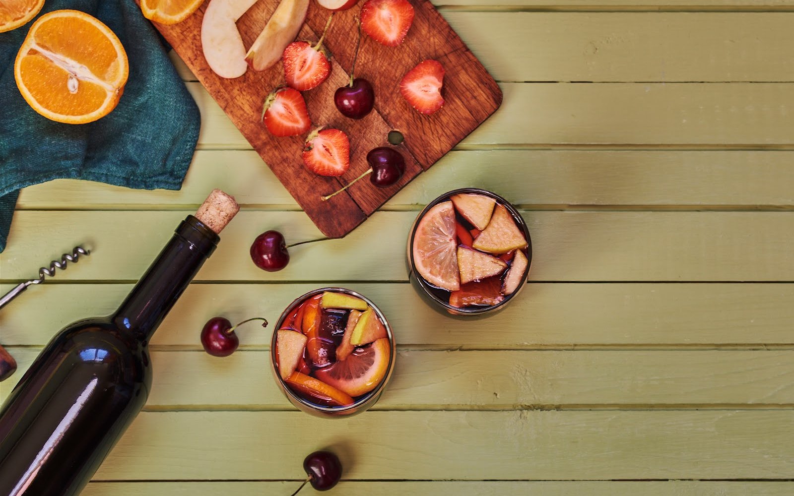 4 Easy Sangria Recipes with Red Wine